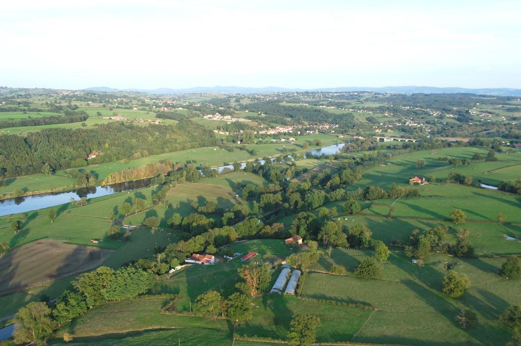 Iguerande Fenetre Sur Loire Bed & Breakfast エクステリア 写真